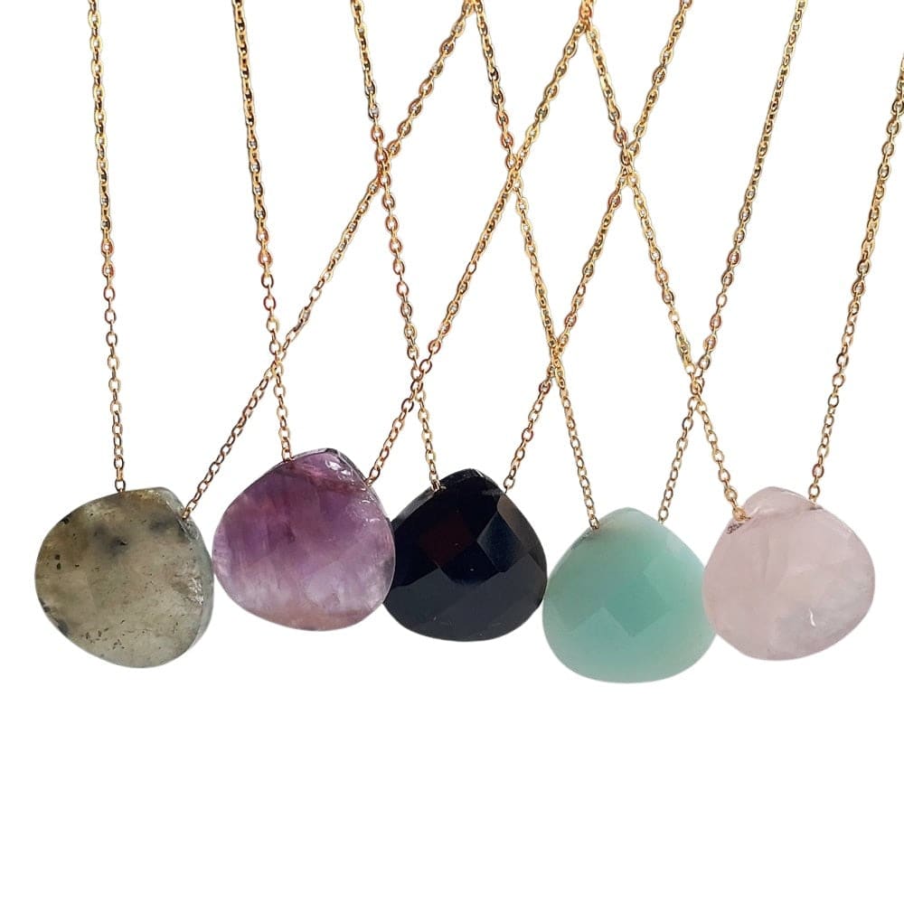 |200001034:7883453201#Spot Stone|200001034:1433145302#White Howlite|200001034:2604813136#Lapis Lazuli