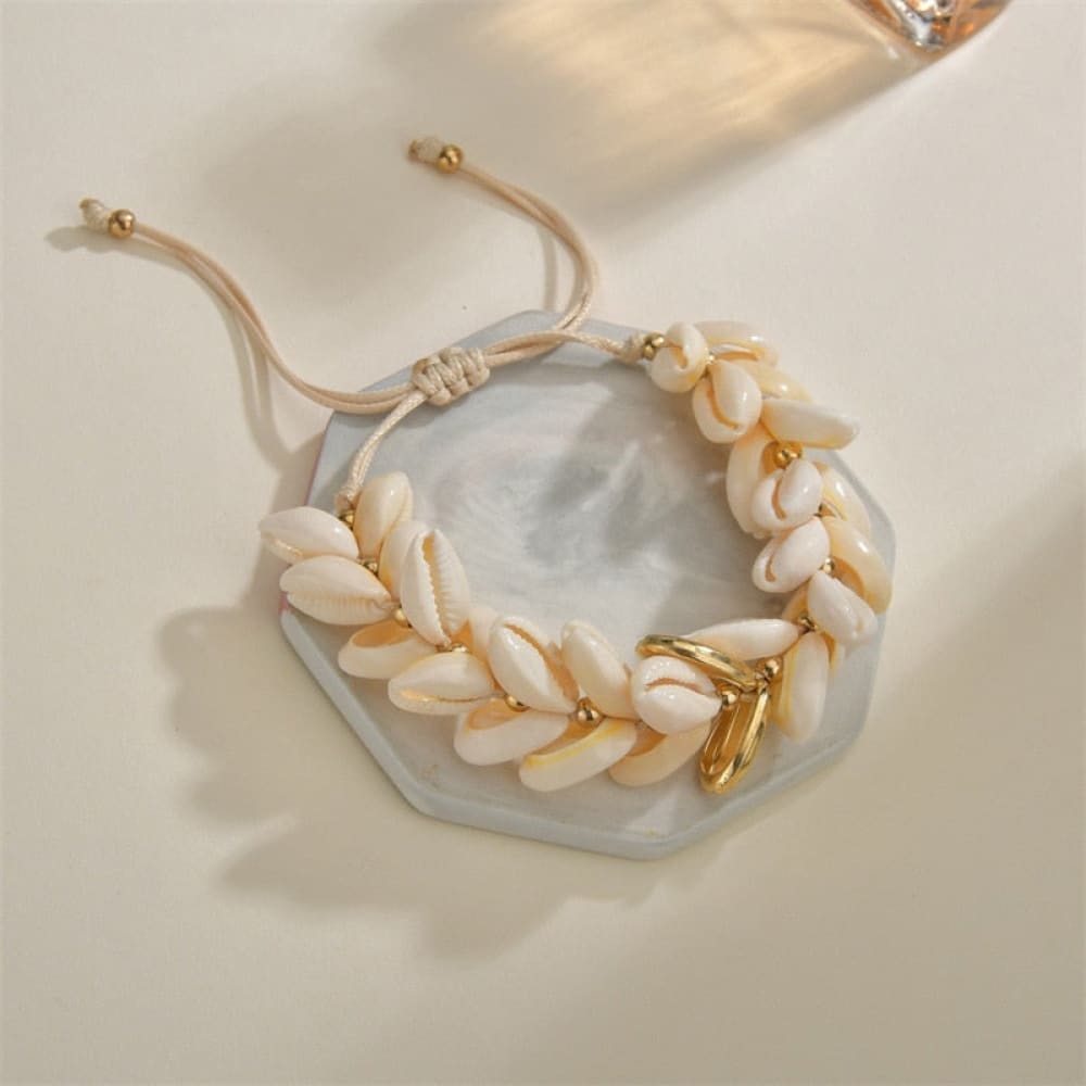 Hawaiian Shell Bracelet