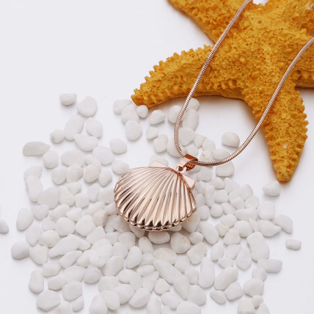 Memorial Shell necklace