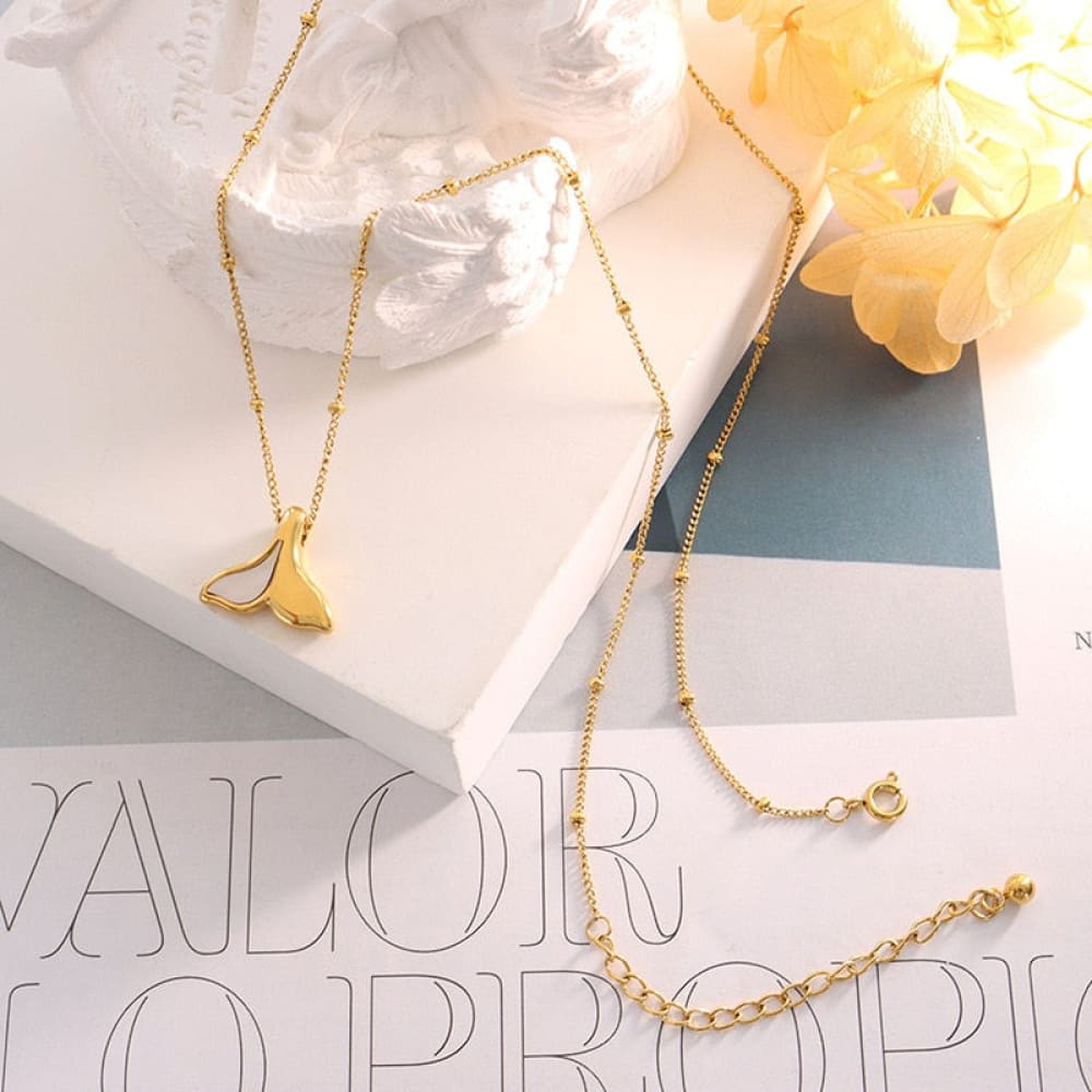 Mermaid Tail Shell Necklace