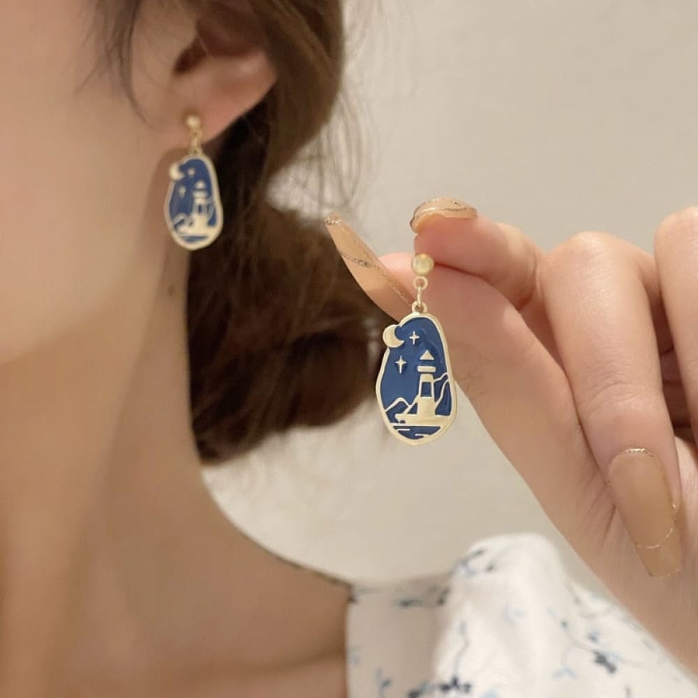 |200001034:361180#clip on earrings|200001034:200003759#pierced ears