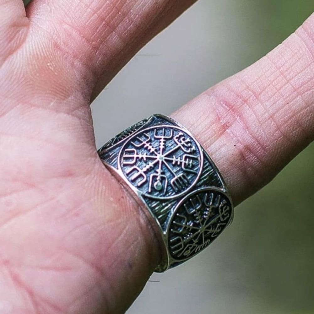 Retro Viking Compass Ring