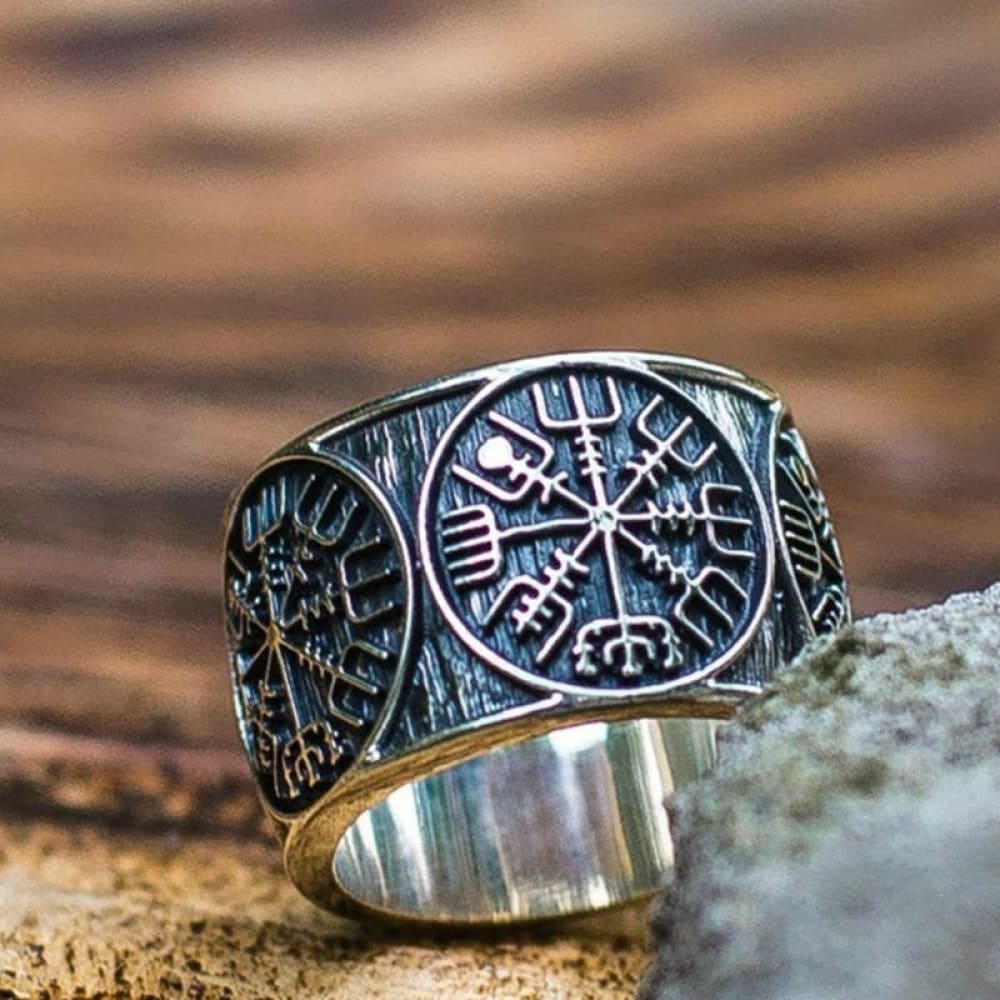 Retro Viking Compass Ring