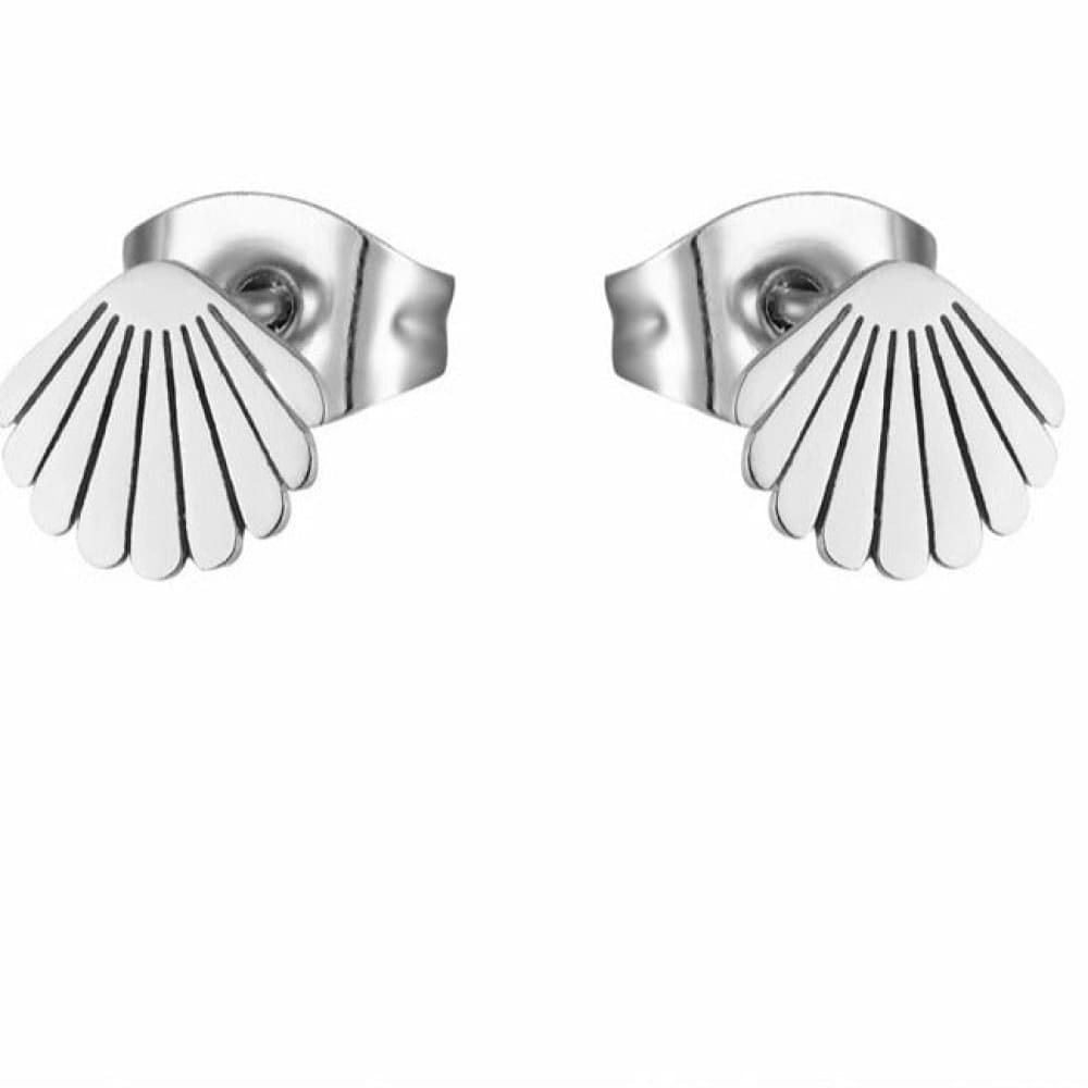 Shell Stud Earrings