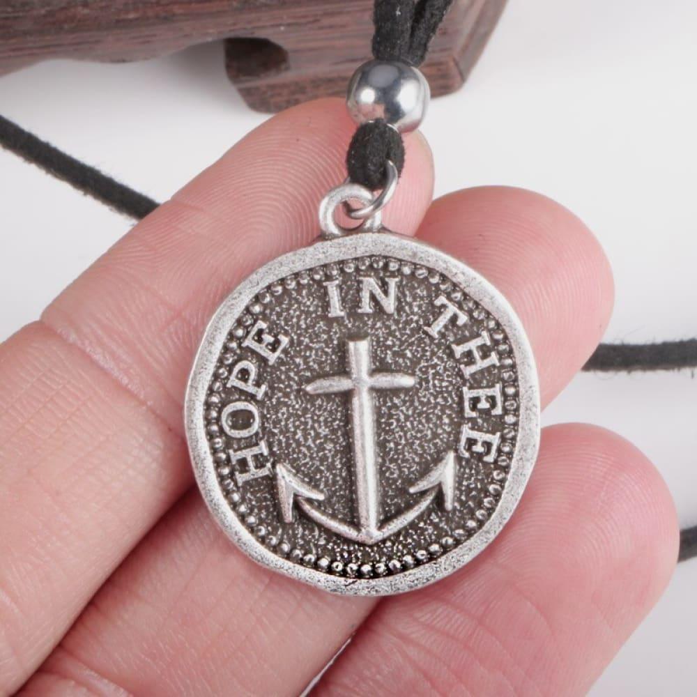 SILVER-anchor-necklace