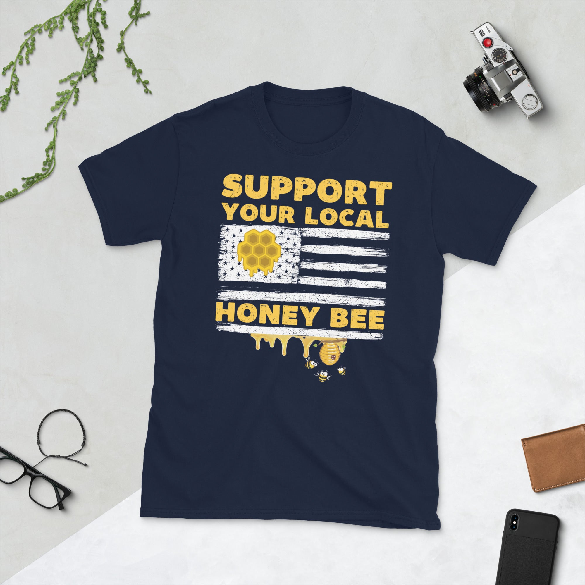 T-shirt Sauvez les abeilles, soutenez votre abeille locale, t-shirt d'apiculture, cadeau drôle de t-shirt d'apiculteur, t-shirt d'apiculteur, t-shirt de jardinier, amoureux des abeilles