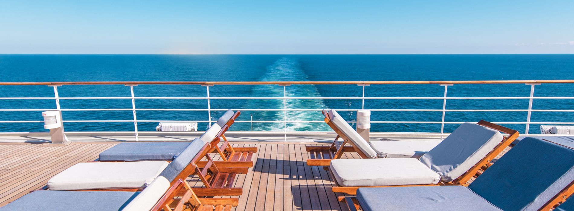Is deck 6 on a cruise ship good? - Madeinsea©
