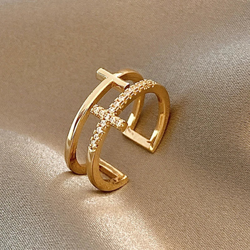 Luxury Gold Color Pearl Zircon Rings for Woman Simple Hollow Heart Cross Opening Joint Ring Wedding Party Elegant Jewelry Gifts