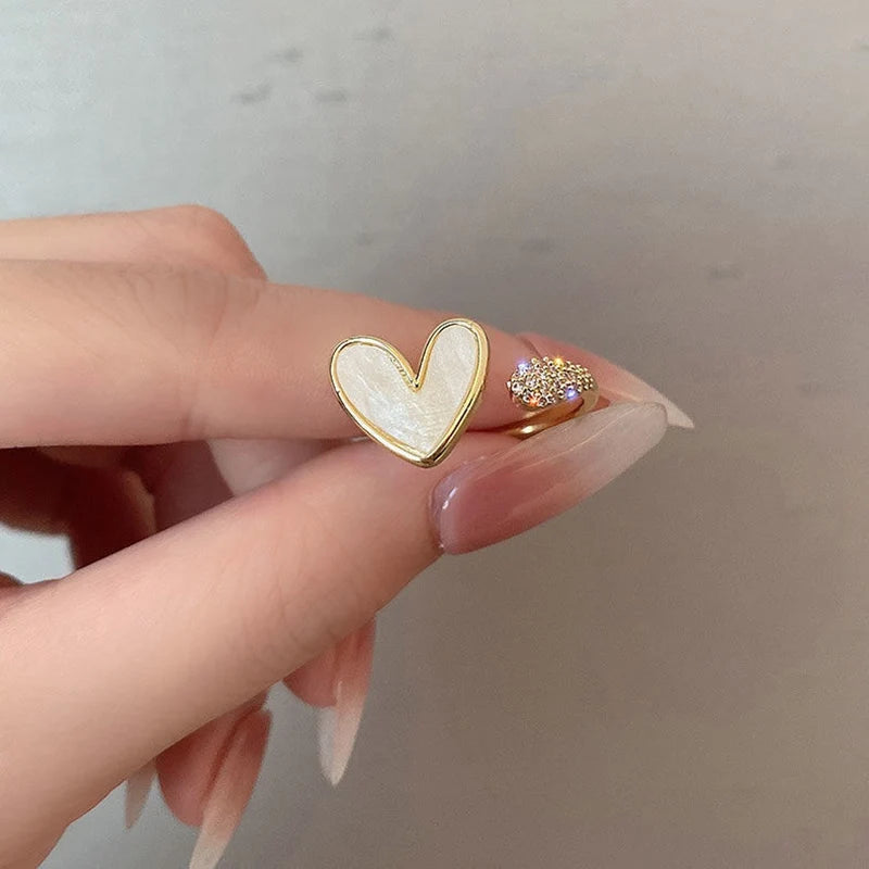 Koreanischer Modeschmuck: Muschel-Herz-Zirkonringe für Damen, exquisite Perlenblumen-Ringe für offene Finger, minimalistischer, außergewöhnlicher Schmuck für Mädchen