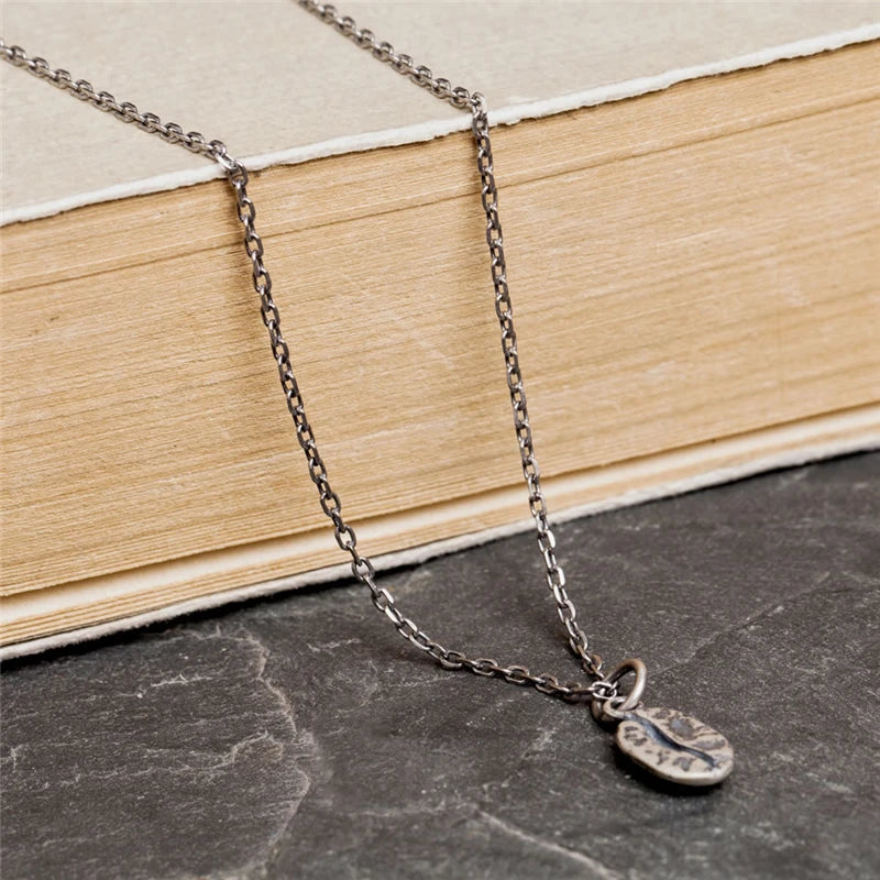 MKENDN Halskette mit Anhängern aus 925er Sterlingsilber in Form kleiner Kaffeebohnen, Retro-Farben, Unisex, Damen, Herren, Mädchen, geeignet als Geburtstagsgeschenk