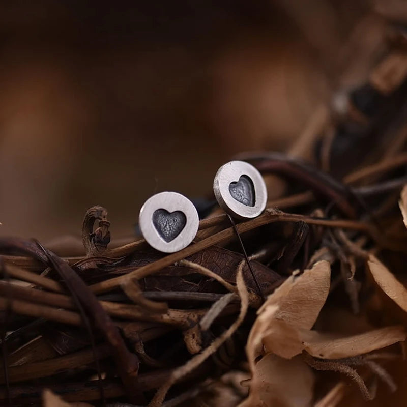 MKENDN 100% 925 Sterling Silber Herz-Ohrstecker, rund, minimalistisch, Gothic-Stil