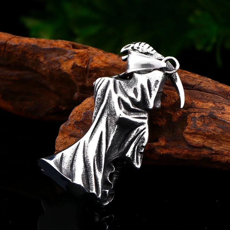 Beier 316L stainless steel Classic devil skull knife men's pendant necklace punk high quality jewelry LLBP8-431P