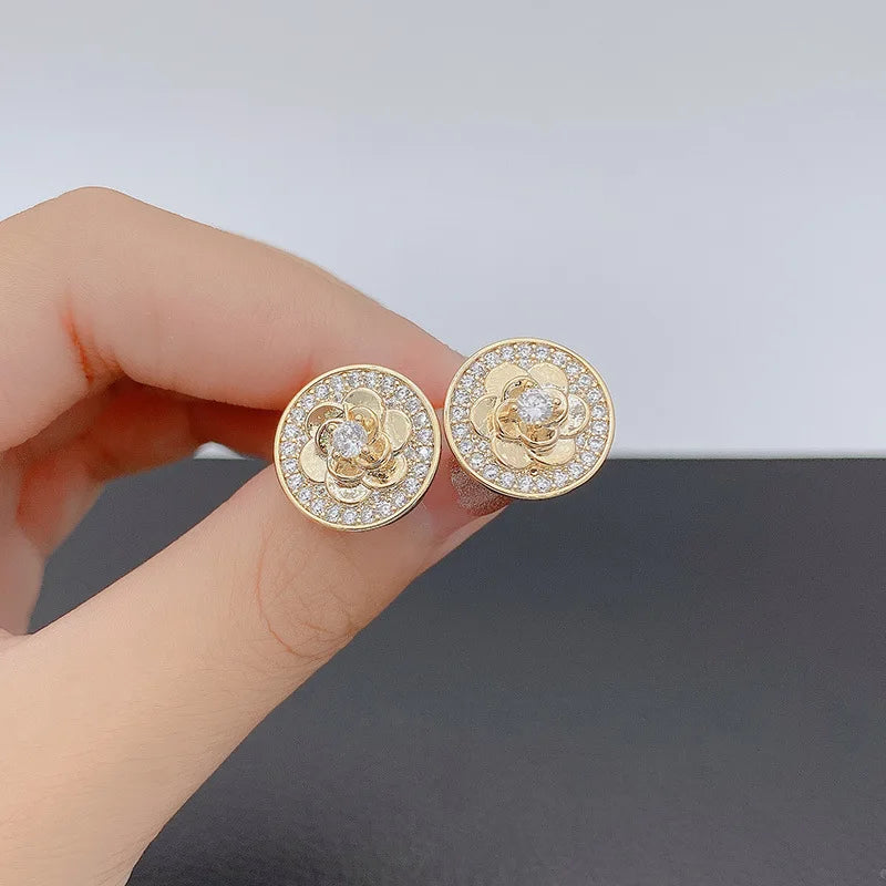 Woman 18k goldreal gold Stud Earrings Unusual Earings Trend Piercing Small Crystal Vintage Ear Cuffs For Party Women's Jewelry