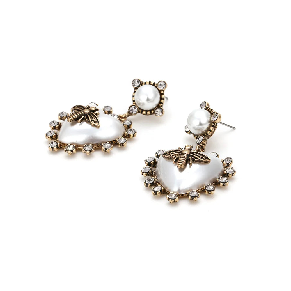 Vintage Baroque Heart-shaped Pearl Bee Earrings