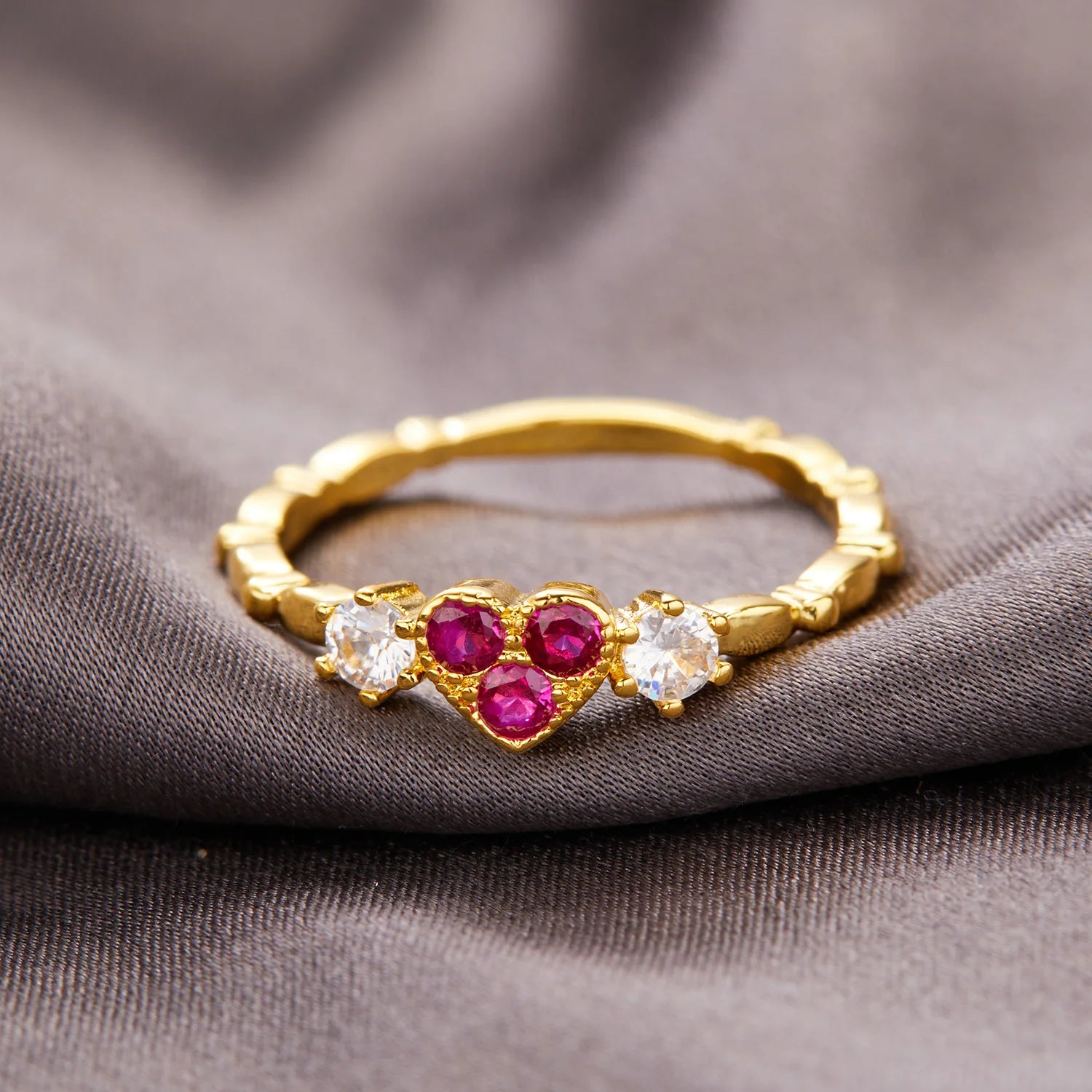 New Simple Heart Ring for Women Female Cute Romantic Finger Rings Rhinestone Girl Wedding Engagement Birthday Jewelry Gift