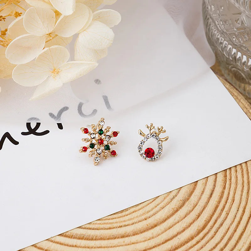 New Christmas Deer Stud Earrings for Women Cute Animal Elk Rhinestone Earring Merry Christmas New Year Wedding Jewelry Gifts