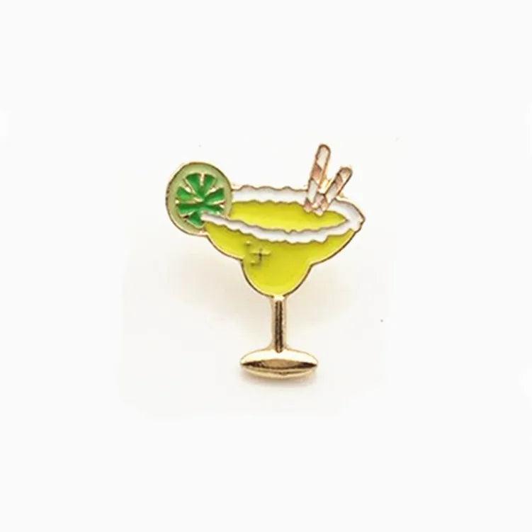 Fashion Summer Juice Drink Parrot Birds Cocktail Enamel Brooches Shirt Jackets Collar Lapel Pins Backpack Badge Holiday Jewelry