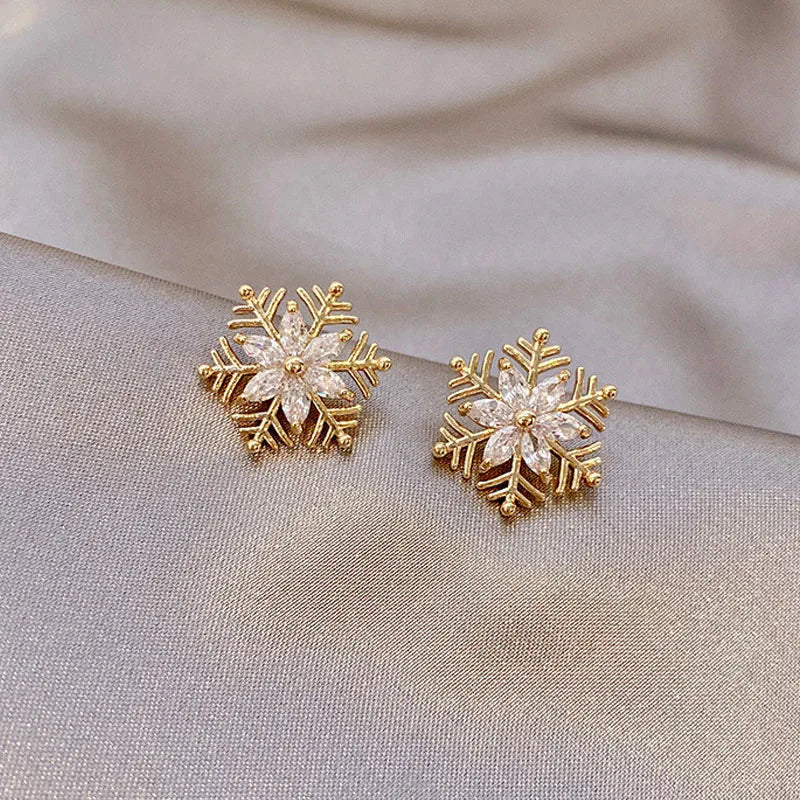 Exquisite Zircon Christmas Snowflake Stud Earrings for Women Shiny Rhinestone Crystal Flowers Earring Christmas New Year Gifts - Madeinsea©