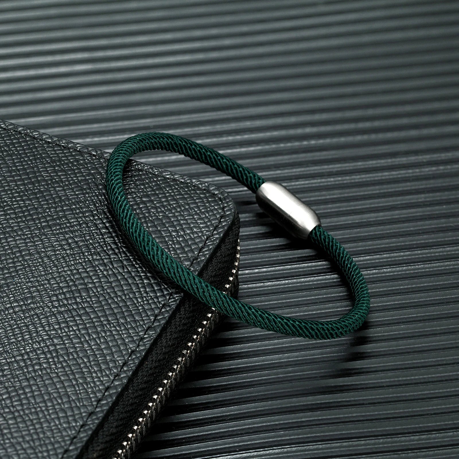 MKENDN Men Women Minimalist Single Nautical Survival Rope  Paracord Bracelet Stainless Steel Yoga Magnet Jewelry