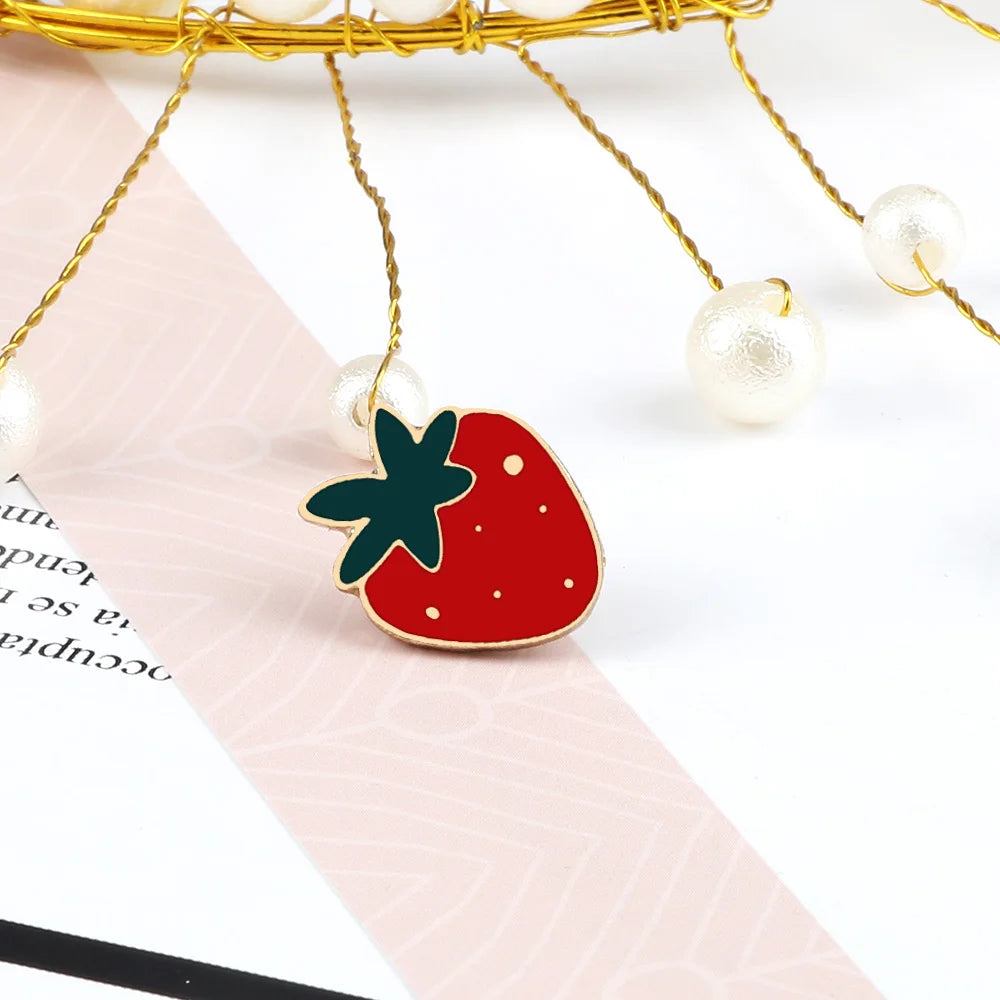 3 Style Cute Strawberry Brooch High Quality Fresh Fruit Enamel Pins Kids Cartoon Lepel Pins Bag Badges Jewelry Gift For Friend
