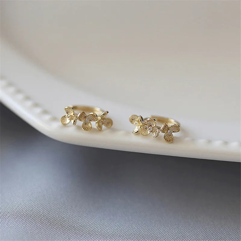 Boucles d'oreilles en argent sterling 925 avec petites fleurs françaises pour femmes, bijoux de luxe, légers, pour fête de mariage, cadeau pour petite amie