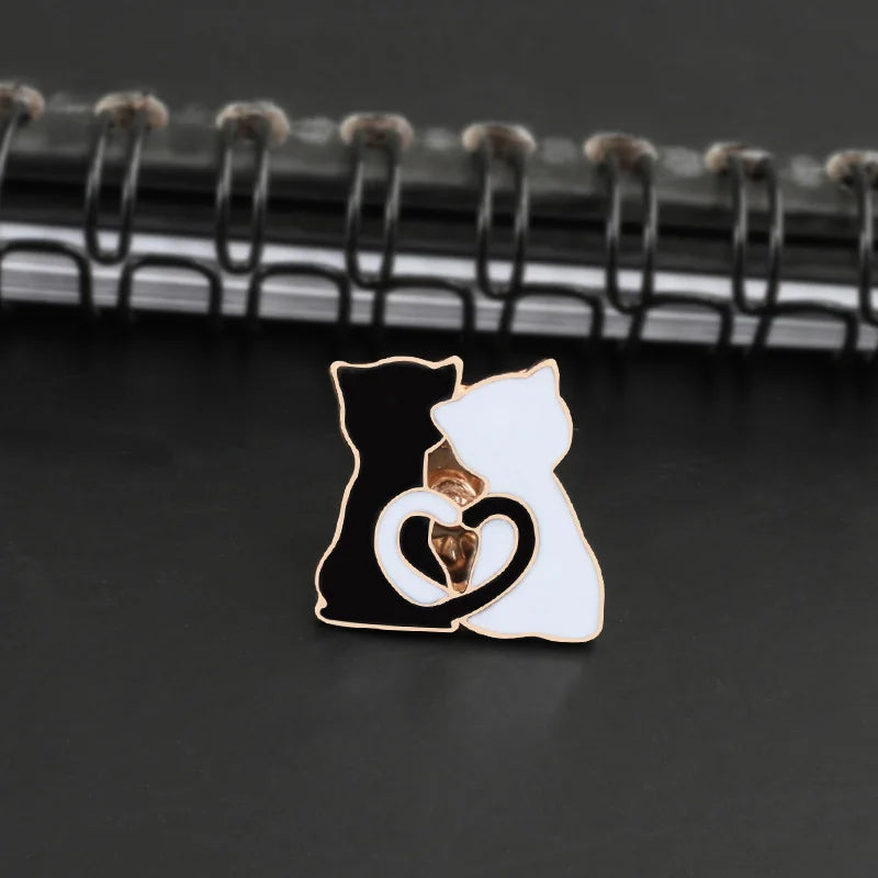 Fashion Couple Cat Dog Animal Cartoon Brooch Cute Cat Head Fish Bone Metal Enamel Pins Brooches Jewelry Backpack Hat Badge Gift