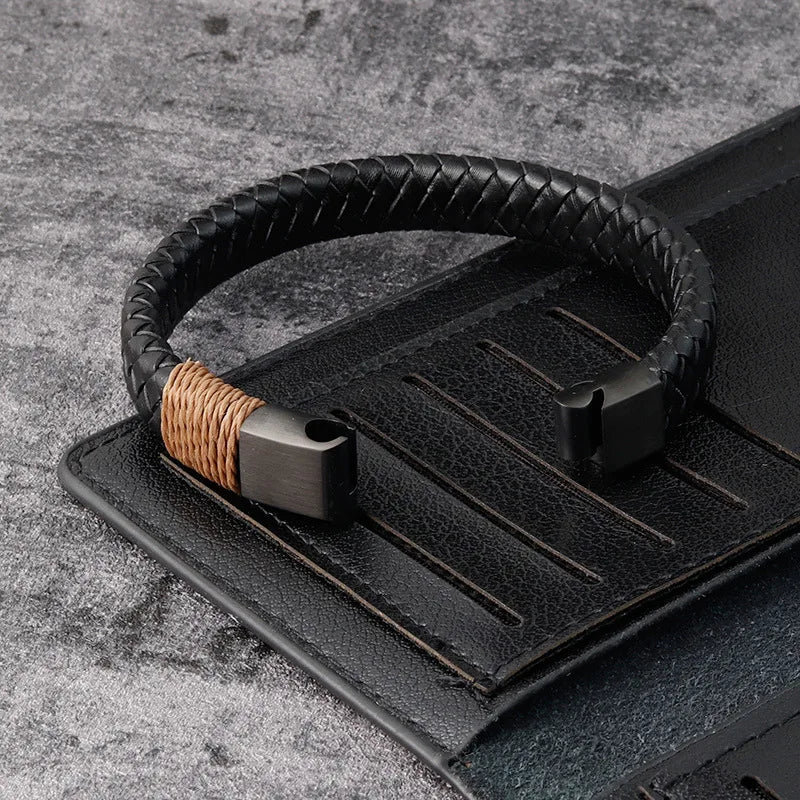 Bracelet MKENDN vintage en cuir noir, style punk, fermoir magnétique en acier inoxydable, jonc tressé, bijou tendance pour homme, cadeau idéal pour une soirée