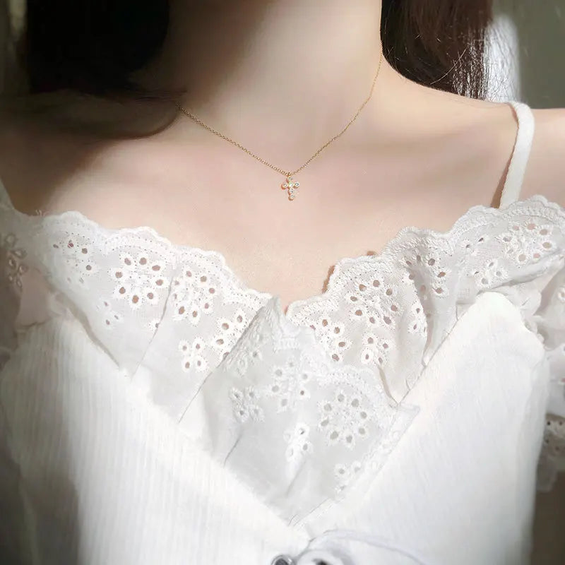 925 Sterling Silver Simple Pavé Crystal Cross Pendant Necklace Women Classic Temperament Wedding Party Jewelry Girlfriend Gift