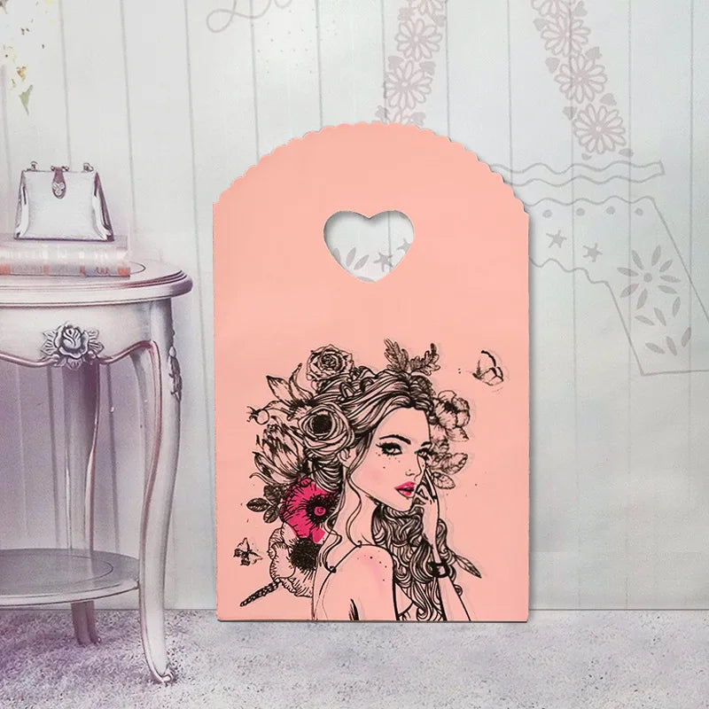50 teile/los Verschiedene Muster Schmuck Plastiktüte Herzförmigen Ovalen Griffen Mini Geschenkverpackungsbeutel Shop Kleine Einkaufstaschen