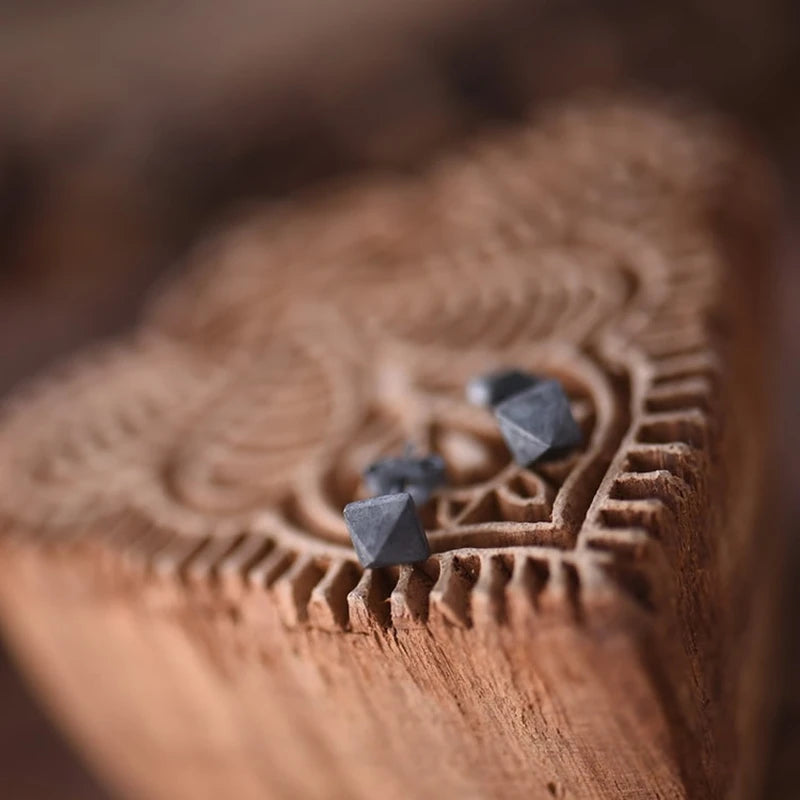 MKENDN 100% 925 Sterling Silver Pyramid Rivet Stud Earrings  Personality Minimalist Ear Jewelry Accessories Neo-Gothic Style