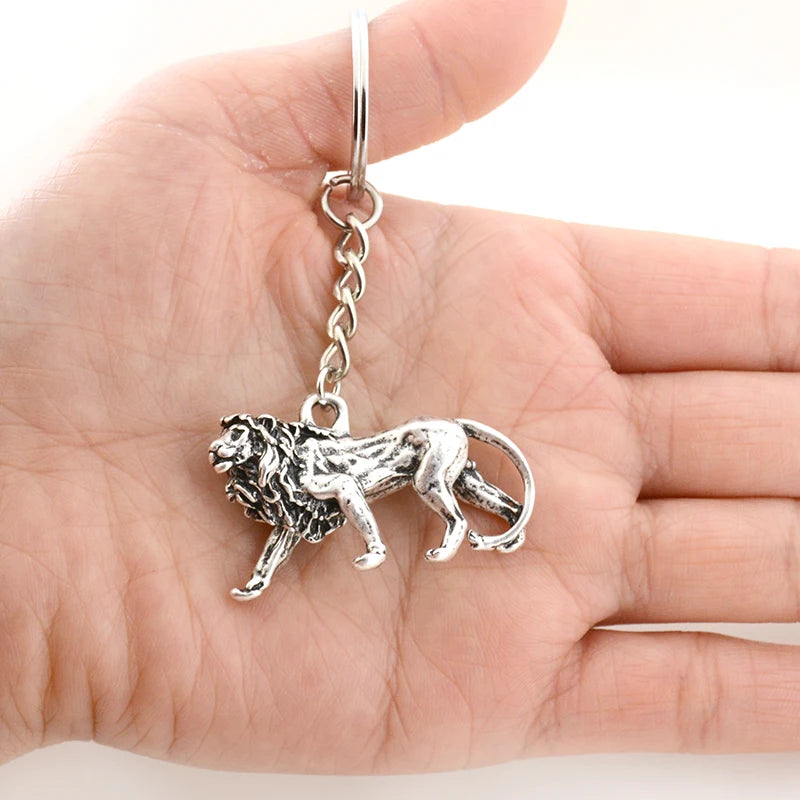 New Vintage 3D Prairie Lion Key Chain Charms Wild Animals Keychains Pouch Car Keyring Jewelry For Women Girls Gift Accessories