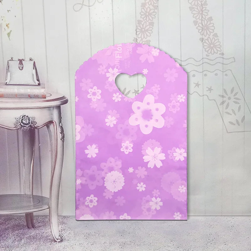 50 teile/los Verschiedene Muster Schmuck Plastiktüte Herzförmigen Ovalen Griffen Mini Geschenkverpackungsbeutel Shop Kleine Einkaufstaschen