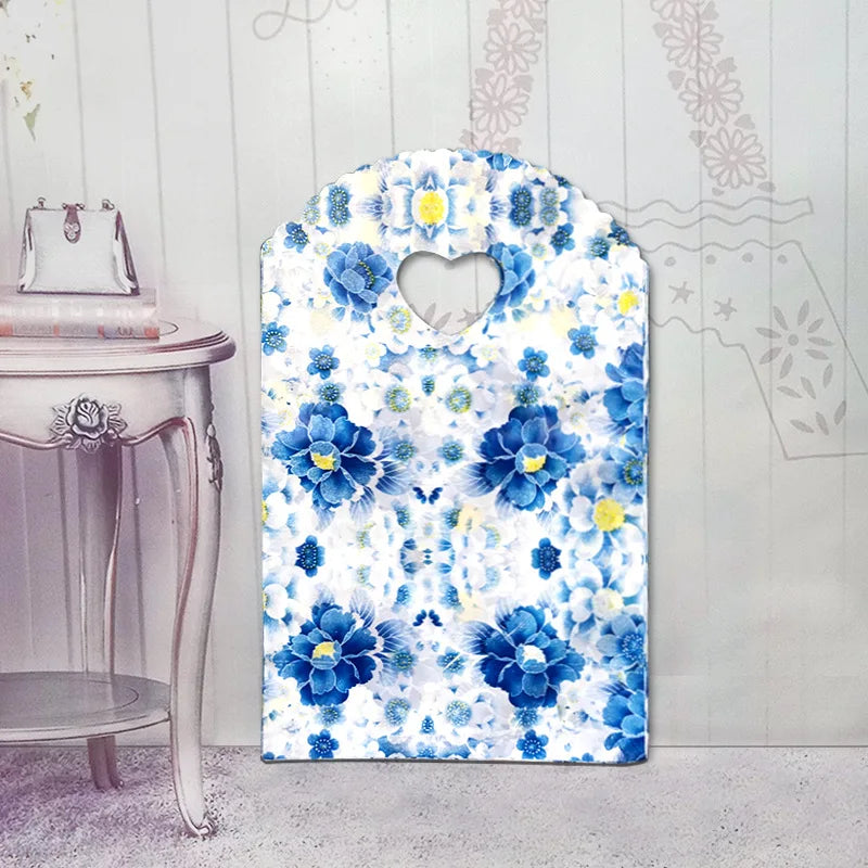 50 teile/los Verschiedene Muster Schmuck Plastiktüte Herzförmigen Ovalen Griffen Mini Geschenkverpackungsbeutel Shop Kleine Einkaufstaschen