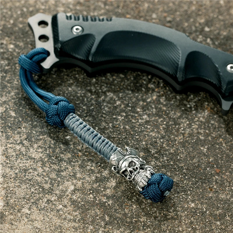 MKENDN New Design Japanese demon Evil mask Men Keychains Backbag Knife Pendant Men Survival Lanyard Rope Handmade Jewelry Gifts