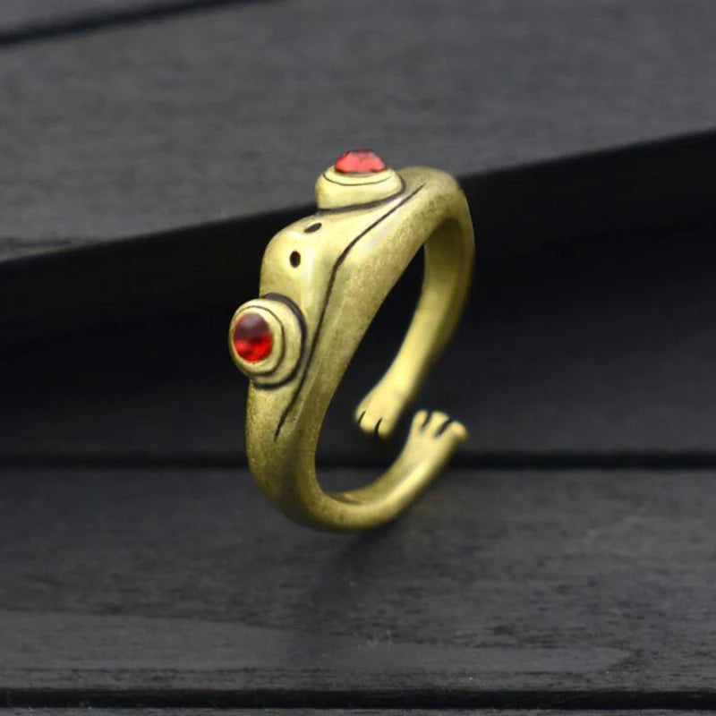 New Vintage Crystal Eye Frog Ring Men Boho Brass Knuckle Animals Anel Masculino Love Rings For Women Girls Fashion Jewelry Gift