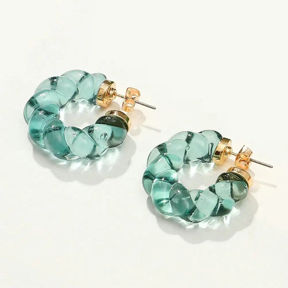 26 mm C-förmige Creolen aus blauem Kunstharz, transparente Manschettenohrringe aus Kunstharz, minimalistischer Alltagsschmuck für Frauen und Mädchen