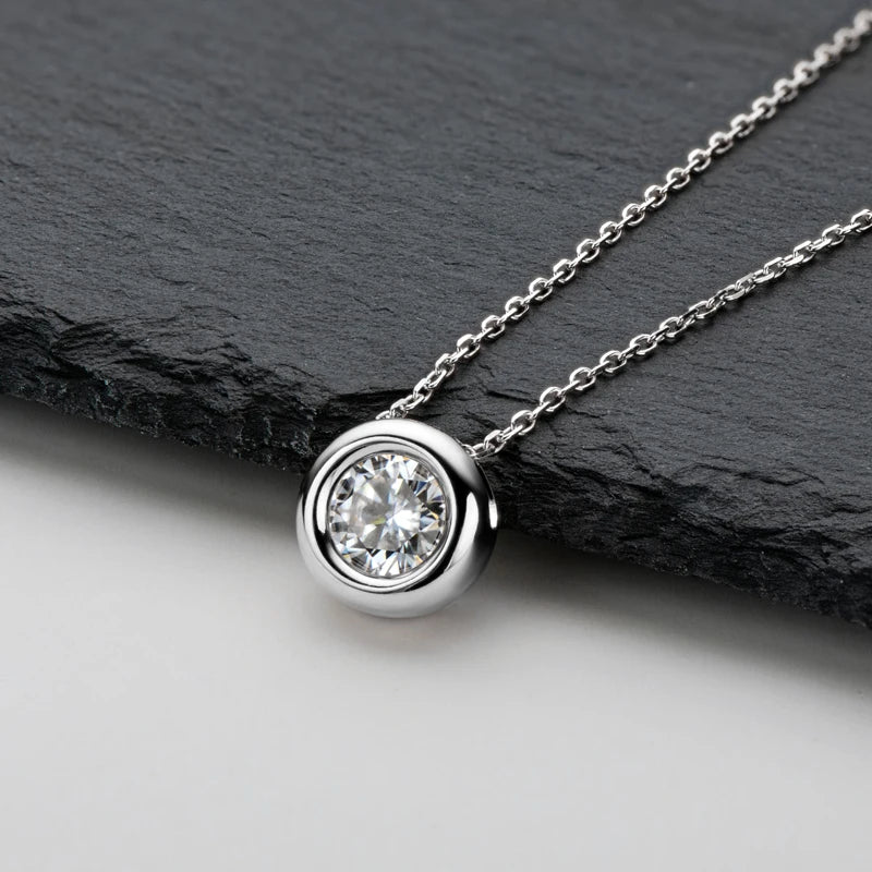 OXTAO D VVS1 Round Cut Moissanite Pendant Necklace Female Jewelry Real 925 Silver Clavicle Chain Necklace Fine Jewelry Gift