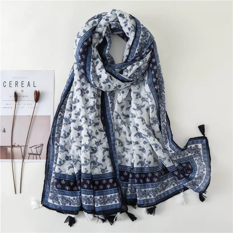 2024 Designer Brand Women Scarf Classical Print Lady Shawls Cotton Feeling Soft Oversize Hijabs Neck Headband Tassel Foulard