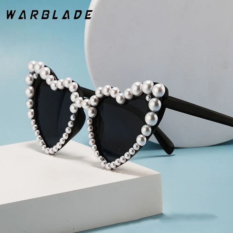 2025 Heart Shape Sunglasses Pearl Frame Wedding Party Sun Glasses Women Big Frame Cute White Black Shades UV400 Fashion Eyewear