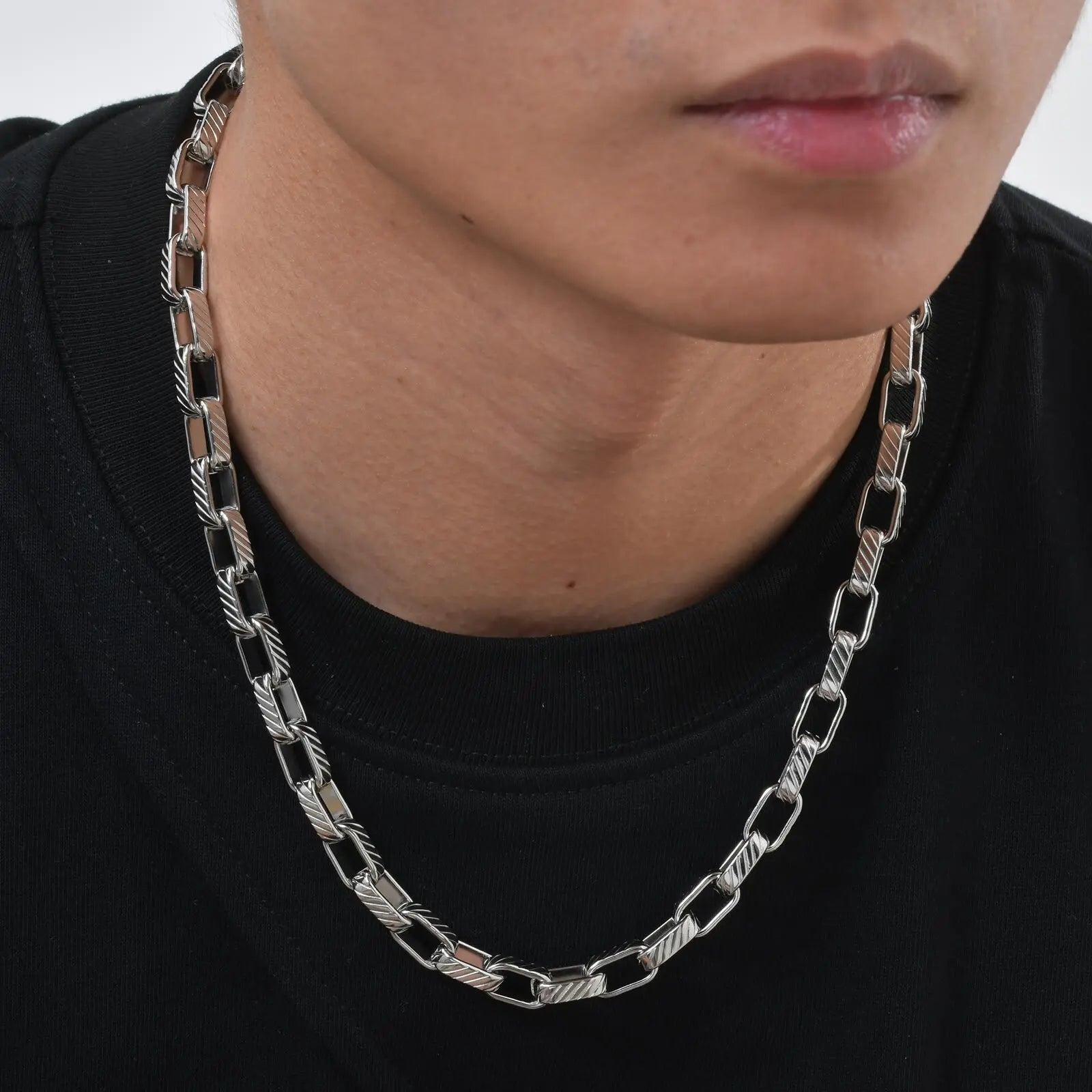 Vnox Heavy Punk 7.5mm Paperclip Chain Necklaces, Mens Waterproof Stainless Steel Rectangular Links Collar, Chunky Rock Jewelry