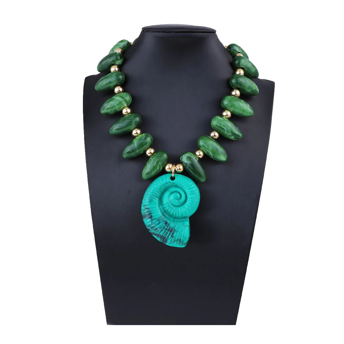 Exaggerated Ocean Vacation Style Multi-color Bead Board Conch Pendant Necklace