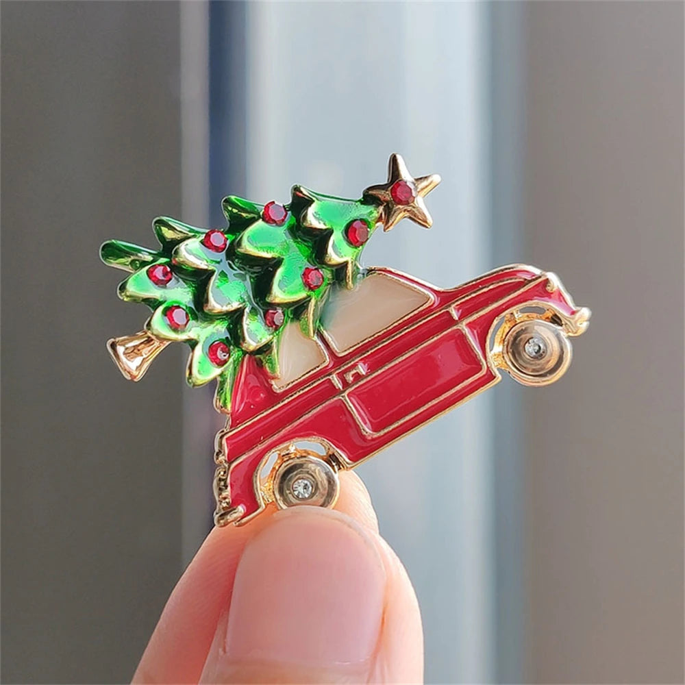 European and American fashion creative design Christmas tree brooch alloy oil drop car pin Christmas atmosphere accessories