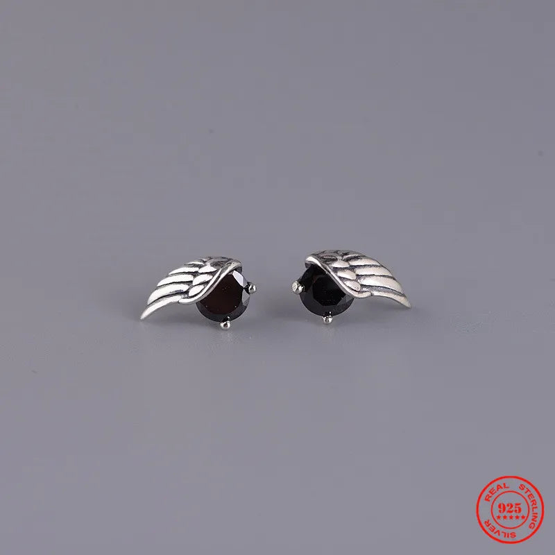 MKENDN 925 Sterling Silber Retro Feder Ohrstecker mit schwarzem Zirkonia für Damen und Herren – Persönlichkeits-Ohrschmuck im Punk-Rock-Gothic-Stil