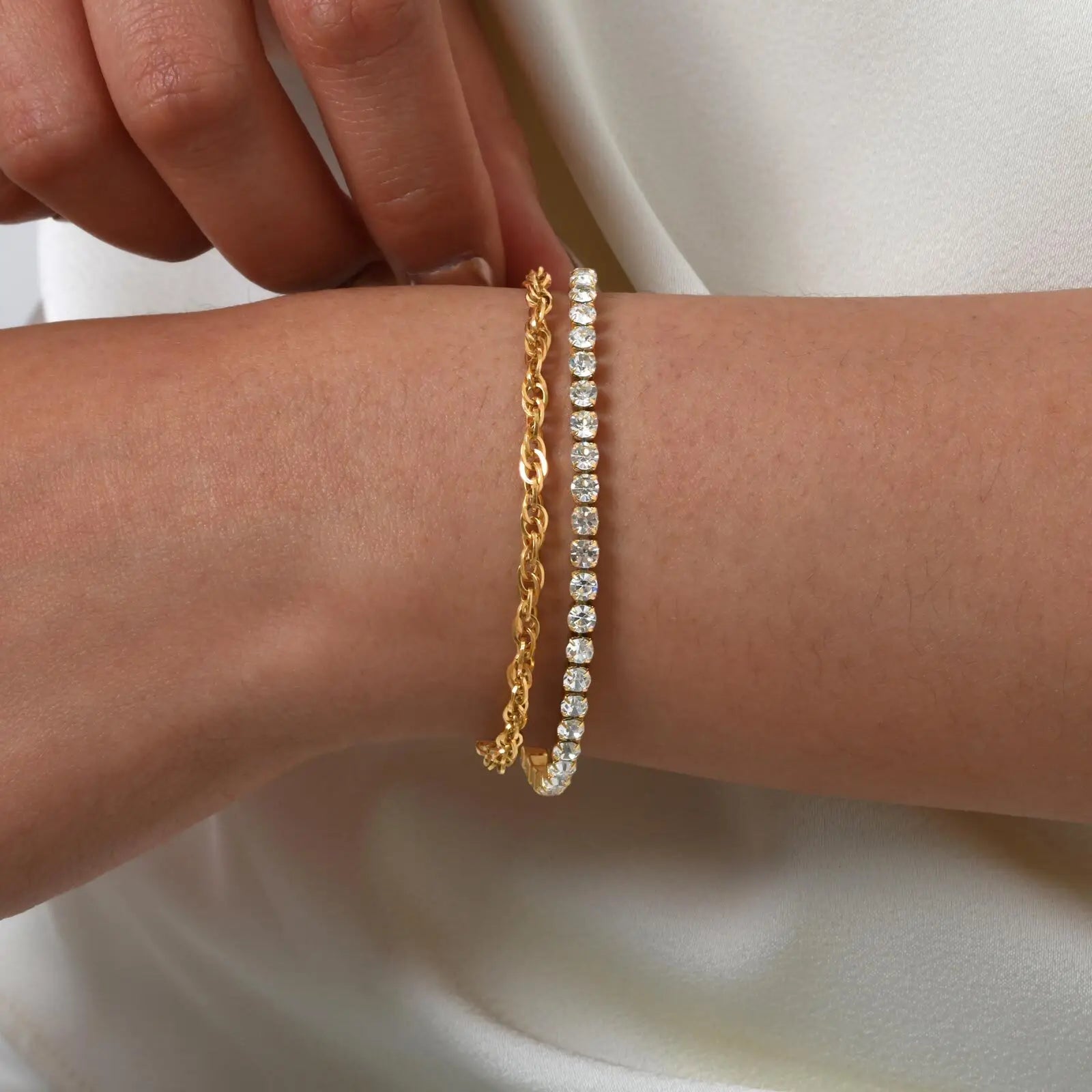 Vnox Stainless Steel Cubic Zirconia Chain Bracelet For Women Double Layer Twist Chain Charm Bracelet Luxury Jewelry Girls Gifts