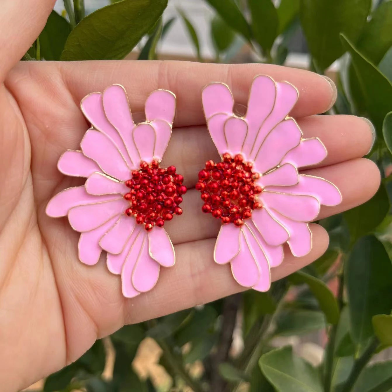 Zvoijio New Sweet Temperament Wave Dot Leaf Flower Earrings