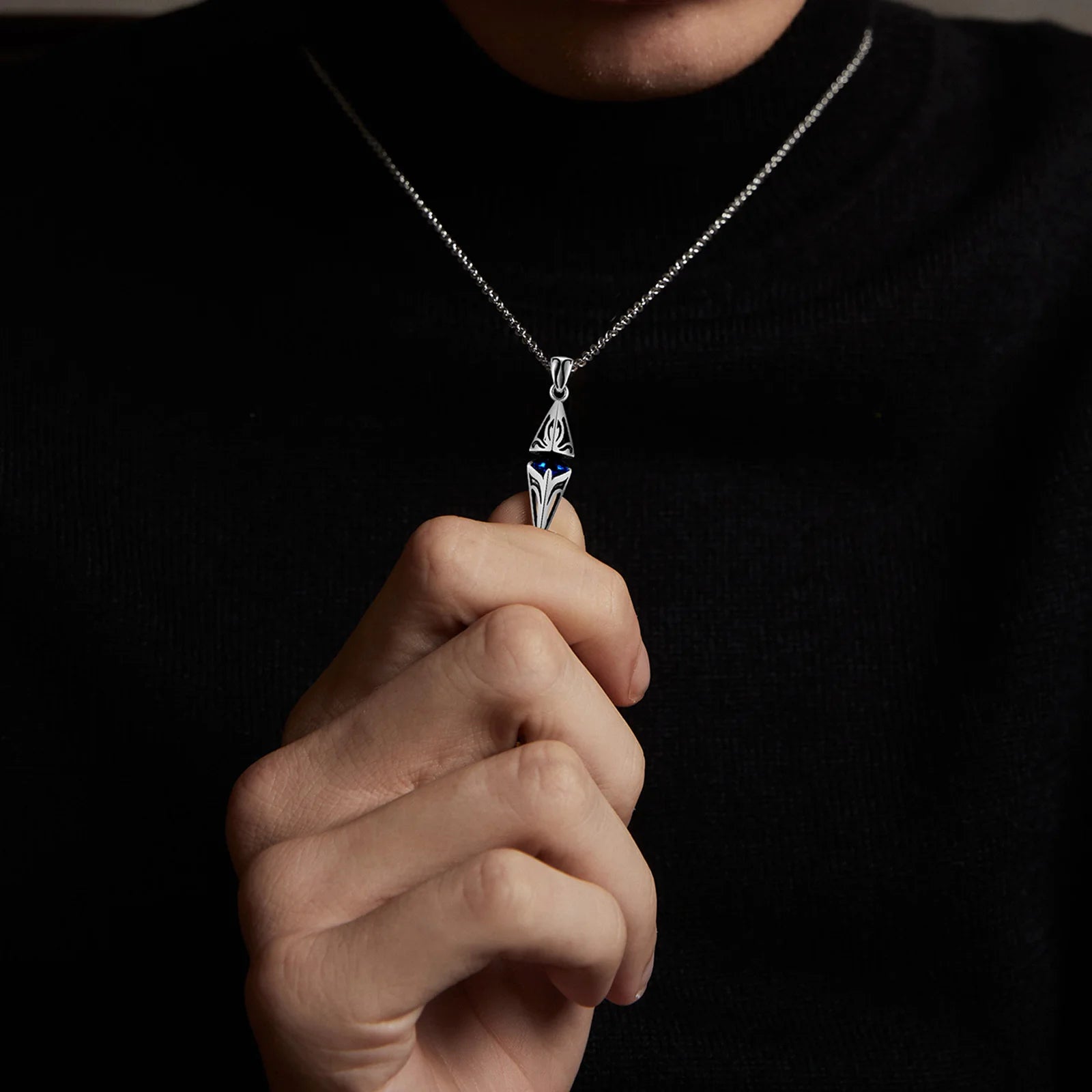 Colliers élégants Vnox en pierre bleue pour hommes, pendentif géométrique cubique en acier inoxydable, bijoux de cou, cadeaux d'anniversaire pour lui