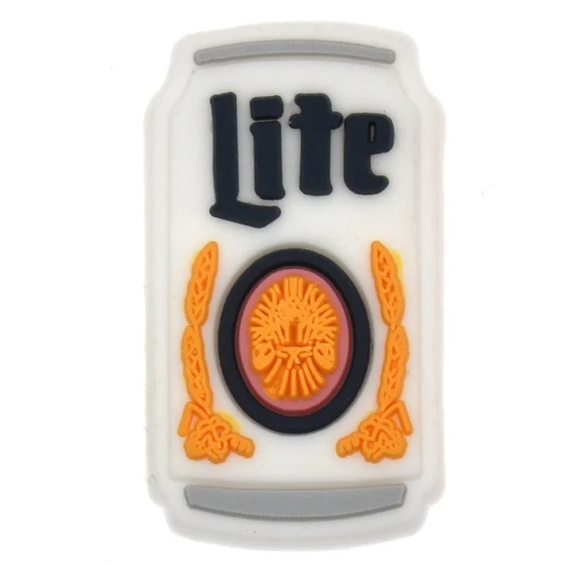 1 pièce de breloques en PVC pour chaussures Crocs, motif poulet à la bière, accessoires de bricolage, badge unisexe, boucle pour sandales, décoration pour jeans enfant.