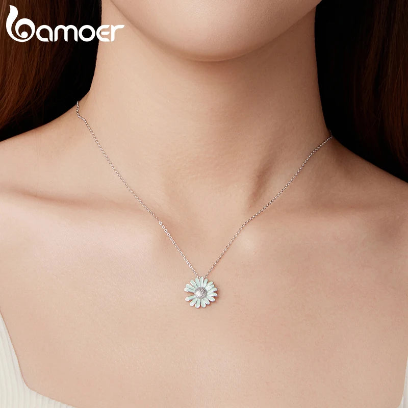 BAMOER 925 Sterling Silver Daisy Pendant Necklace Fresh Green Flower Chain Necklace for Women Teens Mother's Day Jewelry Gift
