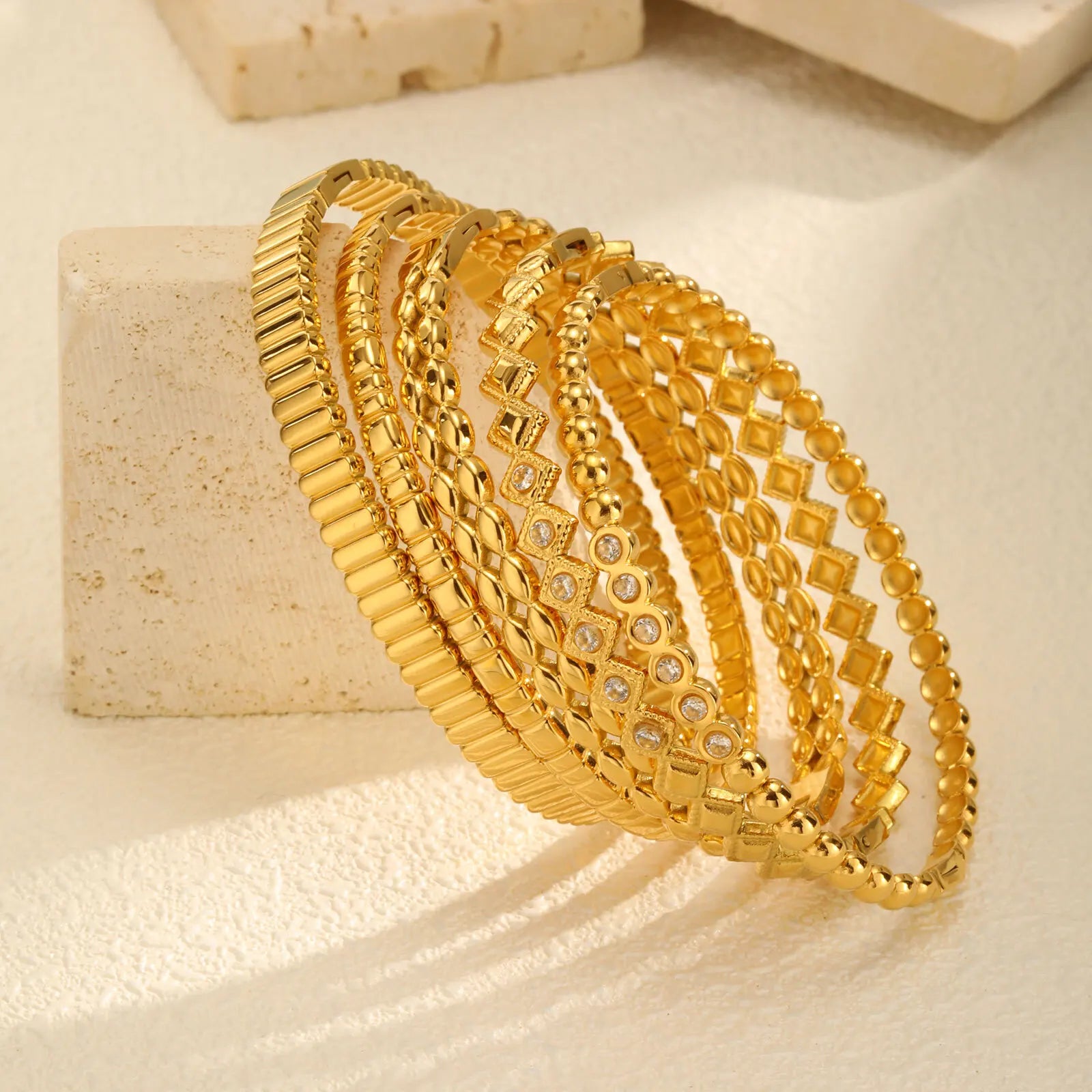 Vnox Romantic Zircon Cuff Bracelet For Women Geometric Fashion Lady Jewelry Stainless Steel Bangles Party Gold Color Never Fade