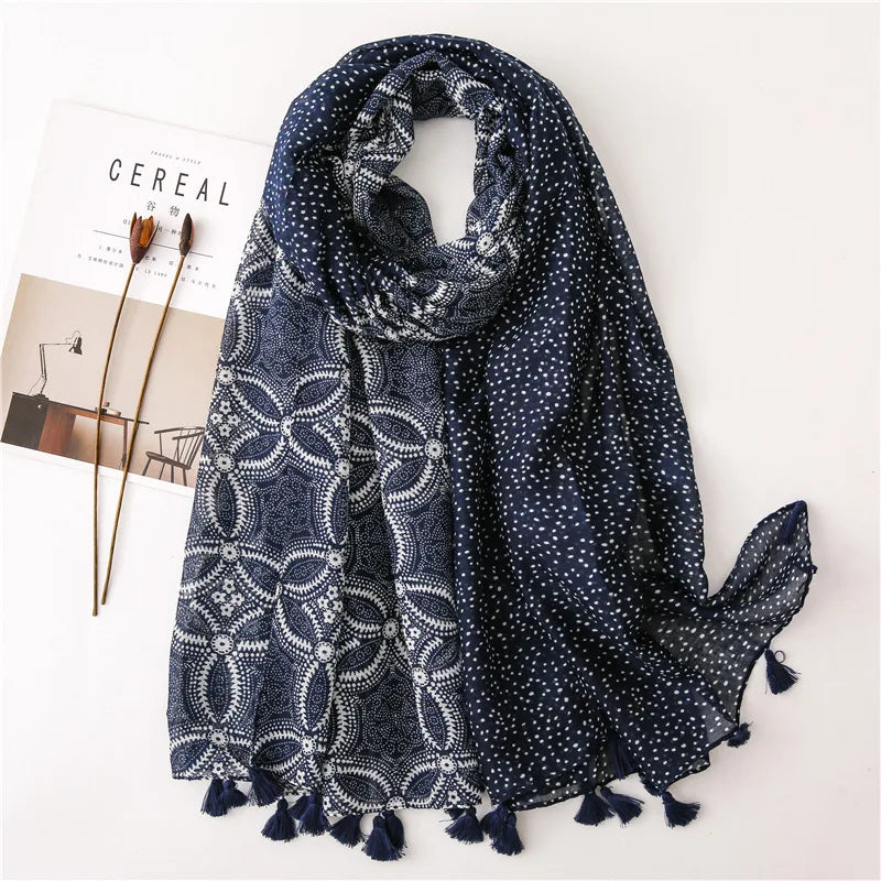 2024 Designer Brand Women Scarf Classical Print Lady Shawls Cotton Feeling Soft Oversize Hijabs Neck Headband Tassel Foulard